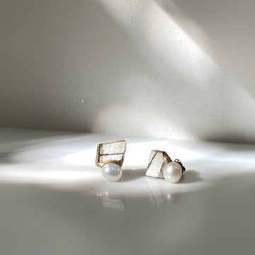 Kintsugi Karatsu Porcelain with Freshwater Pearls Stud Earrings - Beyond Bling Jewellery